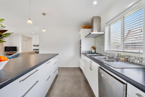 The Best In Blue Kinloch Holiday Home - Accommodation New Zealand 1