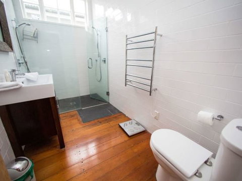Eccentric & Spacious Ponsonby Villa - Accommodation New Zealand 5