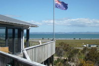 Luxurious B  B with Stunning Bayviews